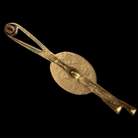 Vintage Heavy Brass wall candle sconce tassel, medallion sculpture - Picture 8 of 10